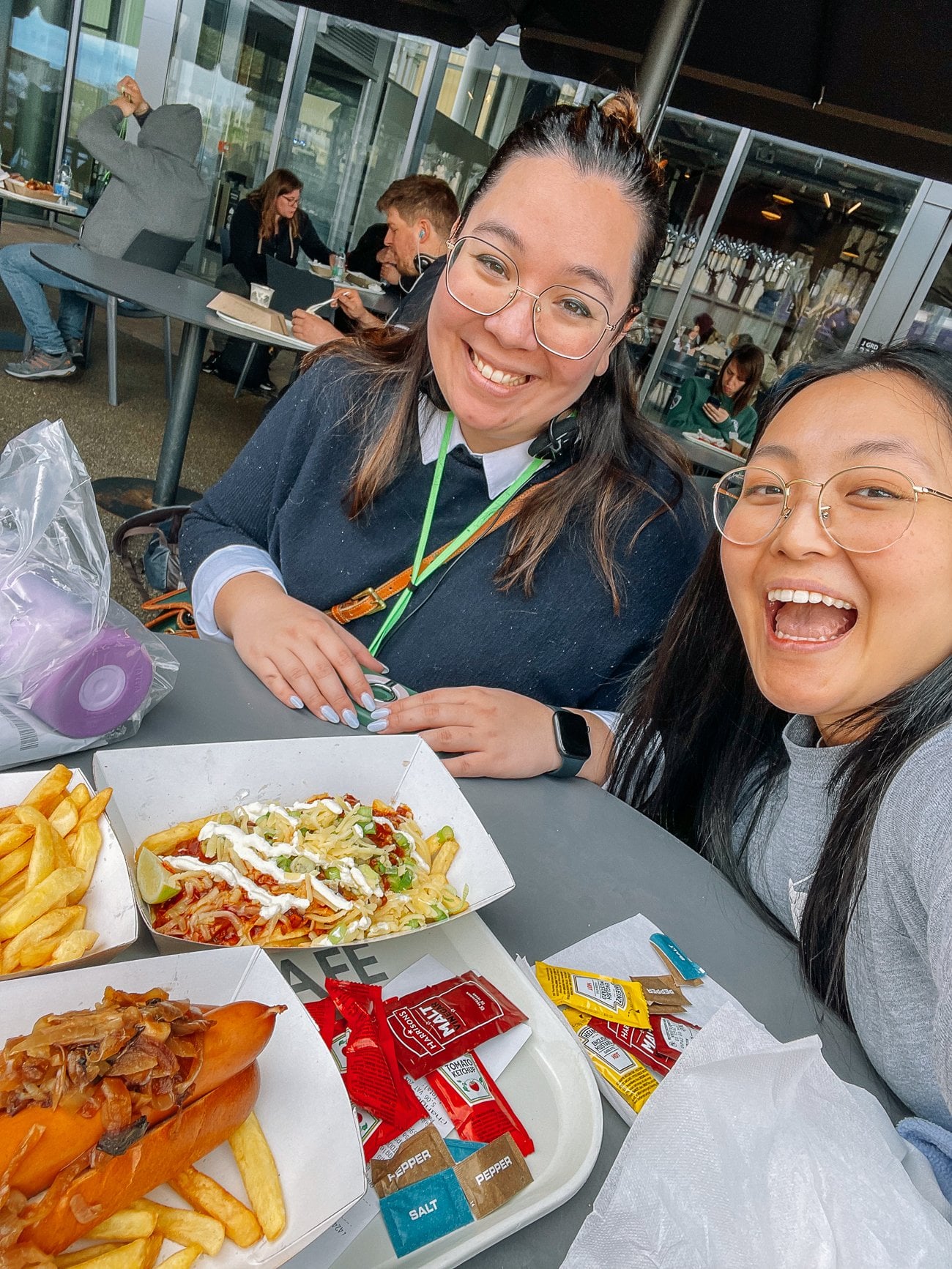 Kim and Kaitlin eating lunch at Harry Potter studio tour