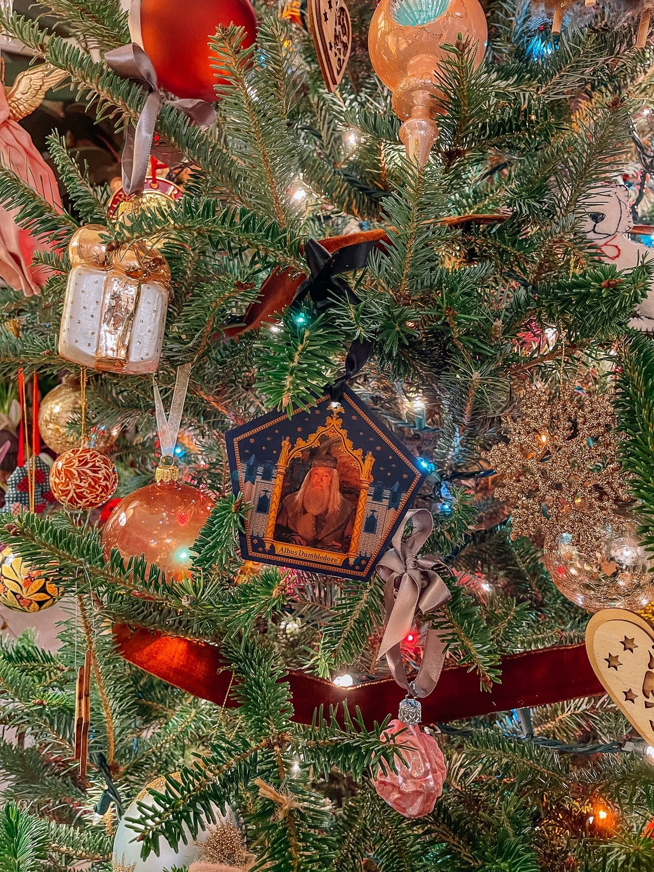 Dumbledore chocolate frog card Christmas tree ornament