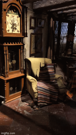 Magical Knitting needles at the Burrow at Harry Potter Studio Tour