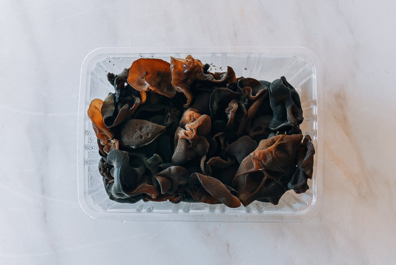 fresh wood ear mushrooms