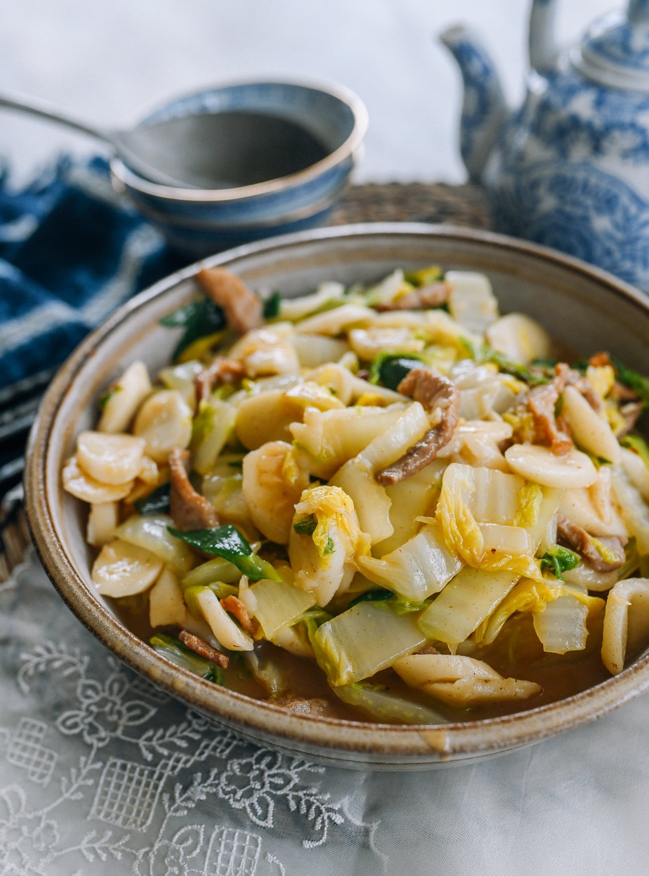 Napa cabbage rice cake stir-fry