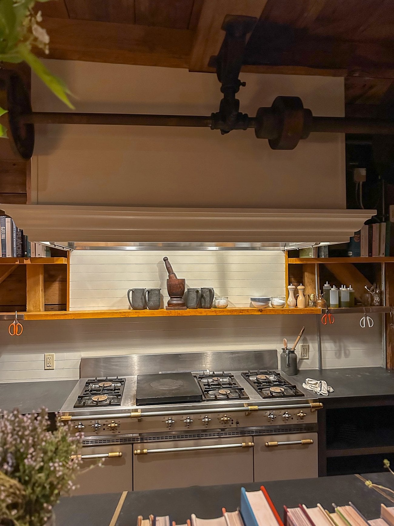 The Lost Kitchen gas range