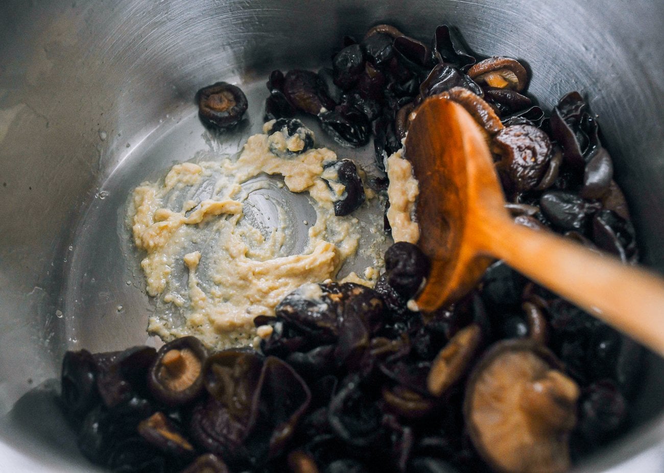 frying fermented bean curd with mushrooms