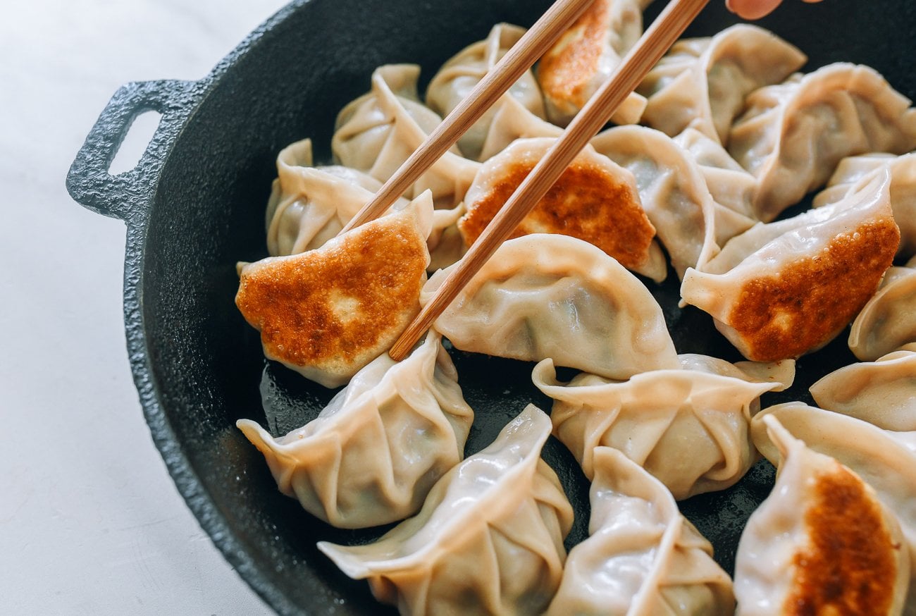 pork and chive dumplings pan-fried