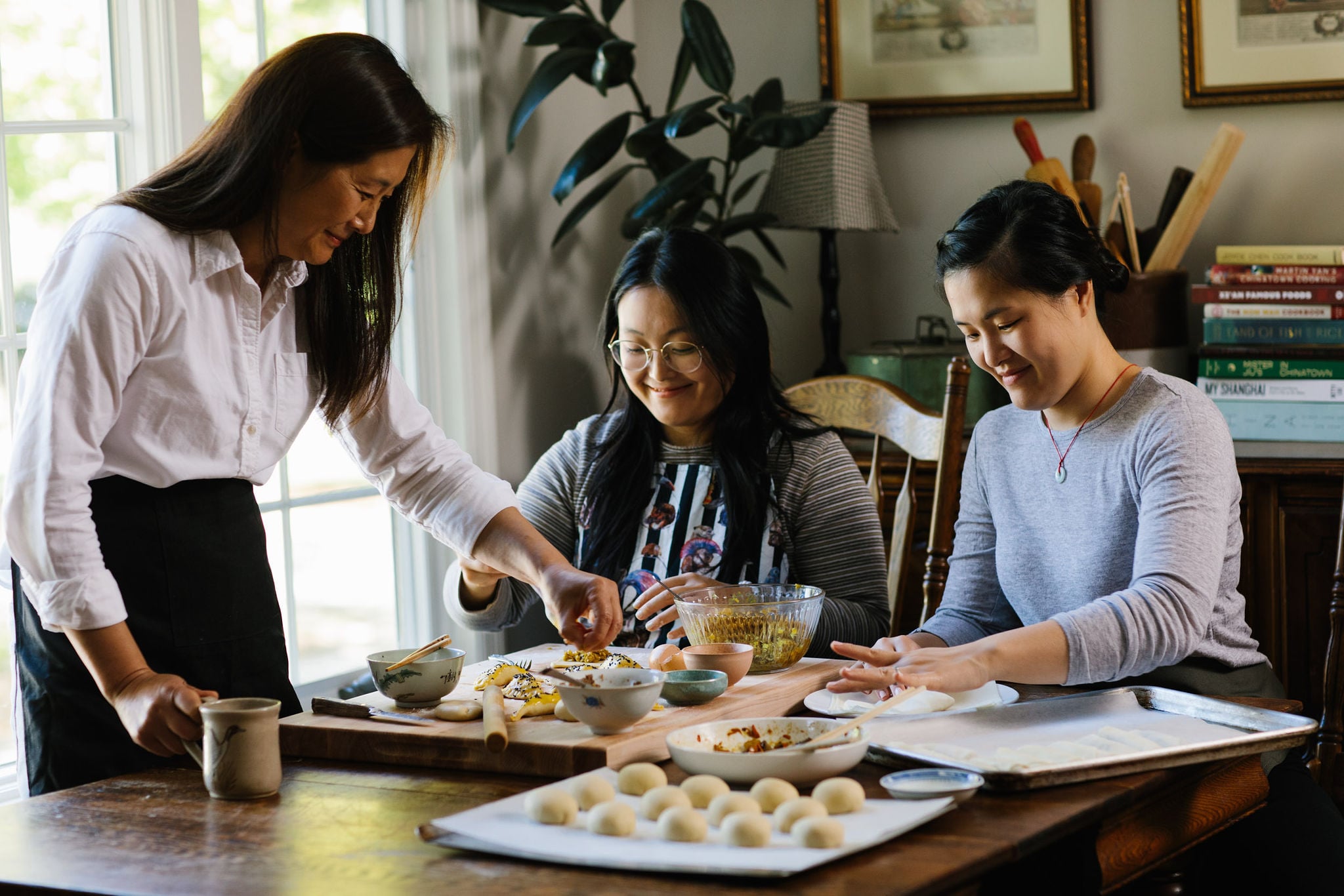 Judy, Kaitlin, and Sarah in the ktichen