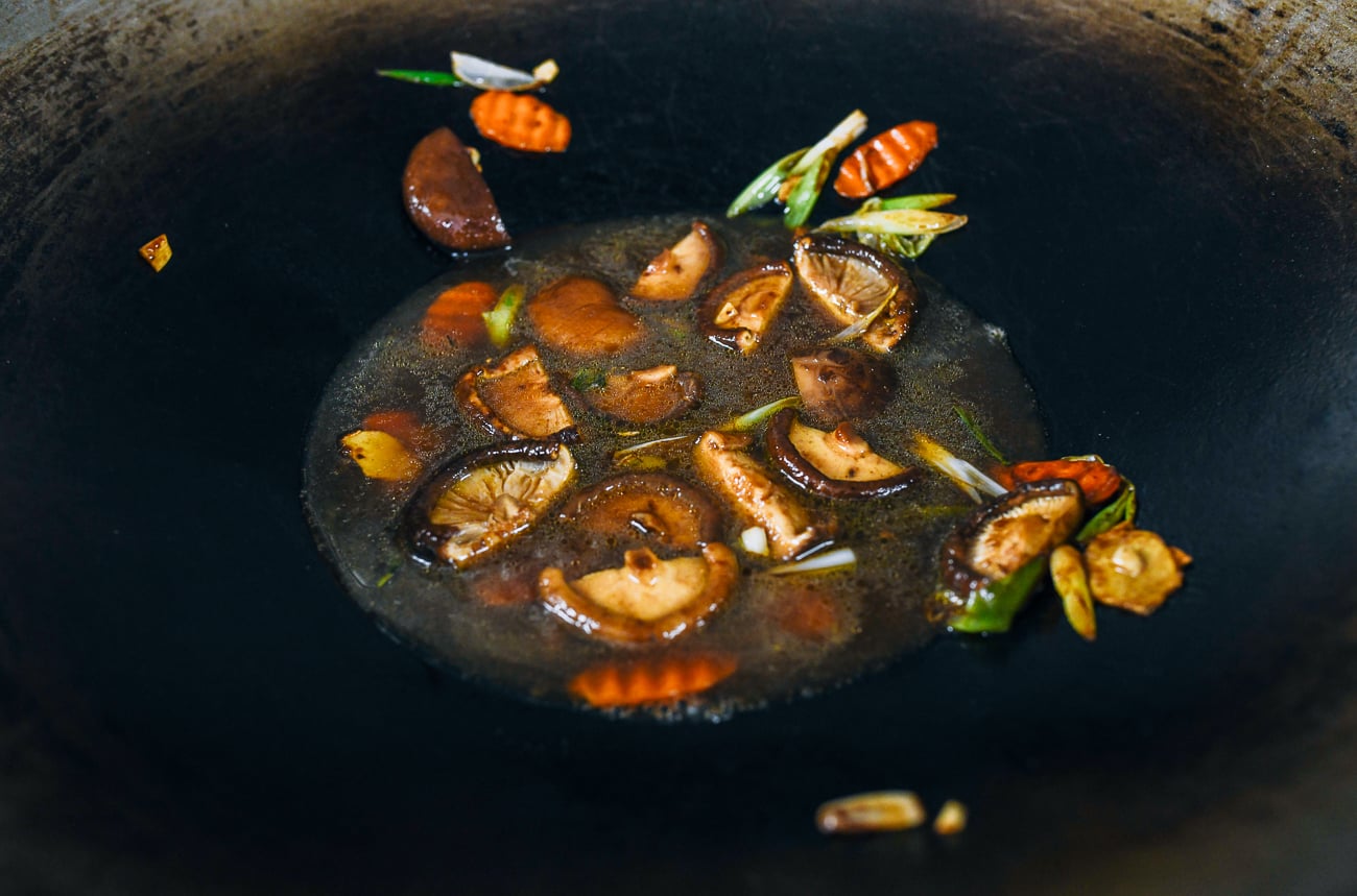 vegetables and sauce mixture