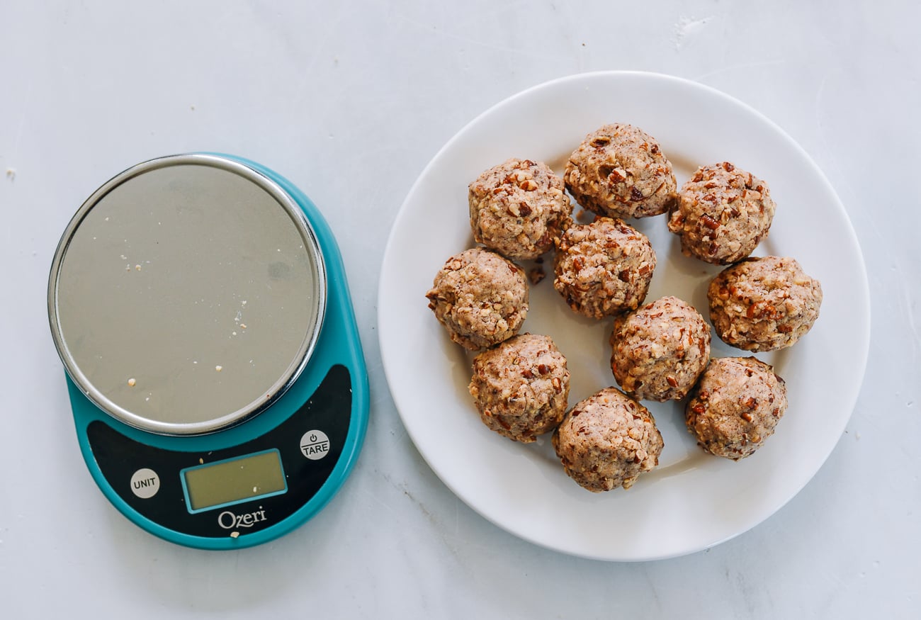 pecan pie mooncake filling balls