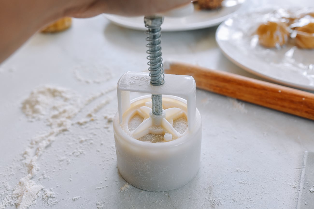 pressing mooncake mold plunger