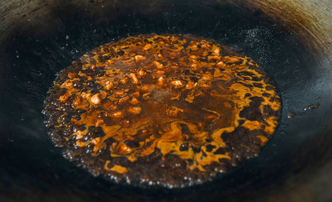 simmering zha jiang mian sauce