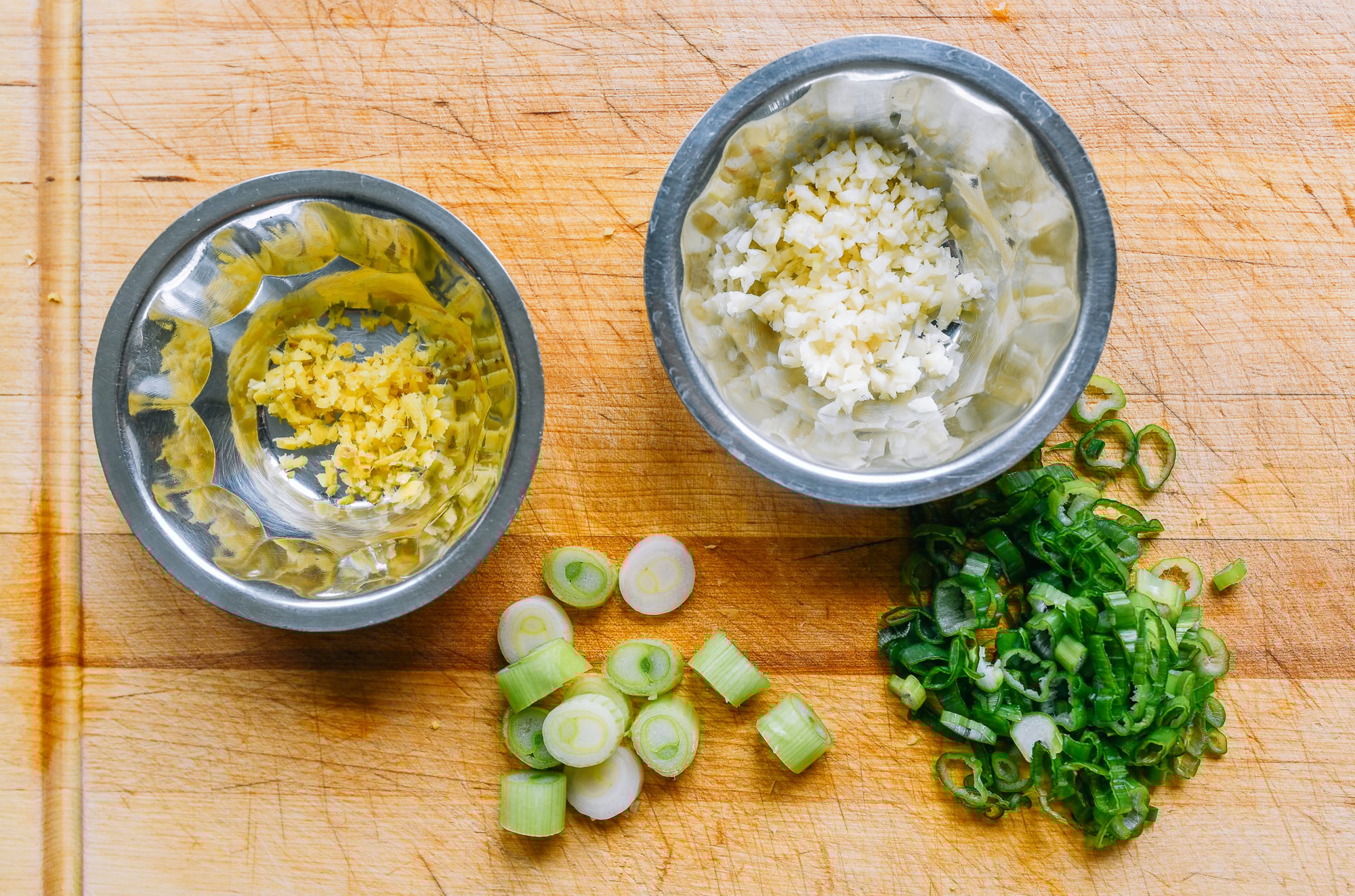 minced ginger, garlic, and chopped scallion