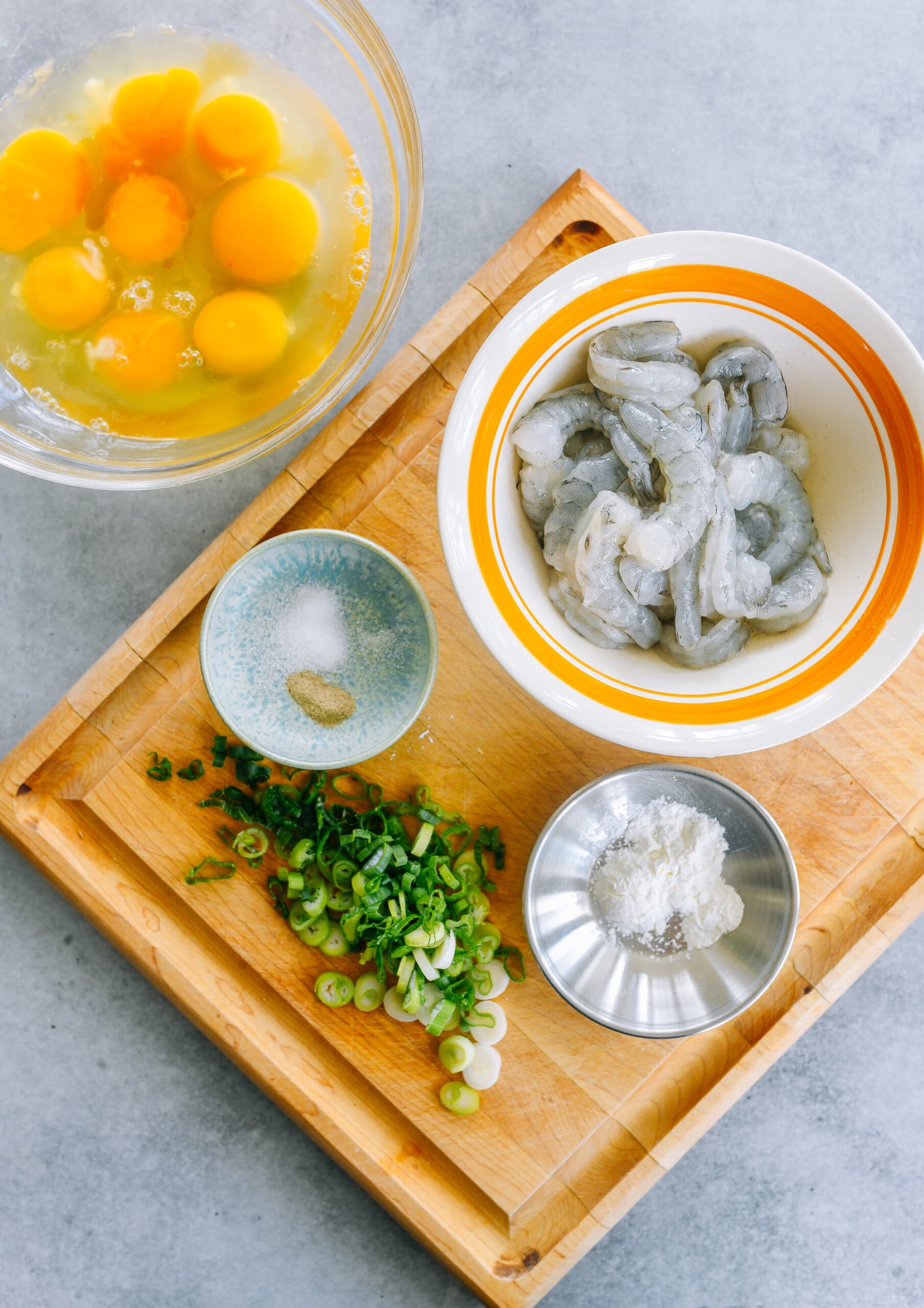 ingredients for shrimp and egg stir-fry