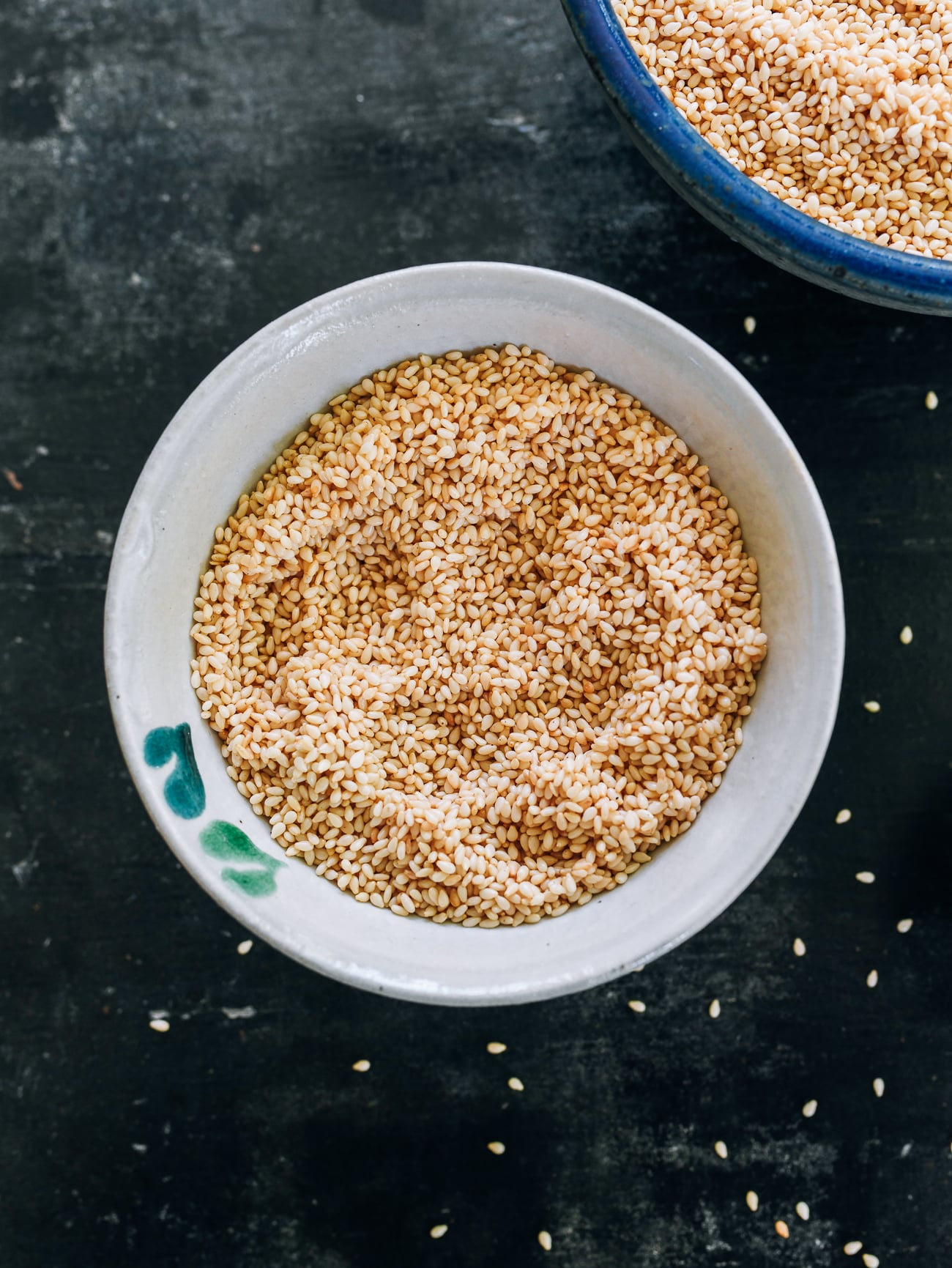 toasted sesame seeds
