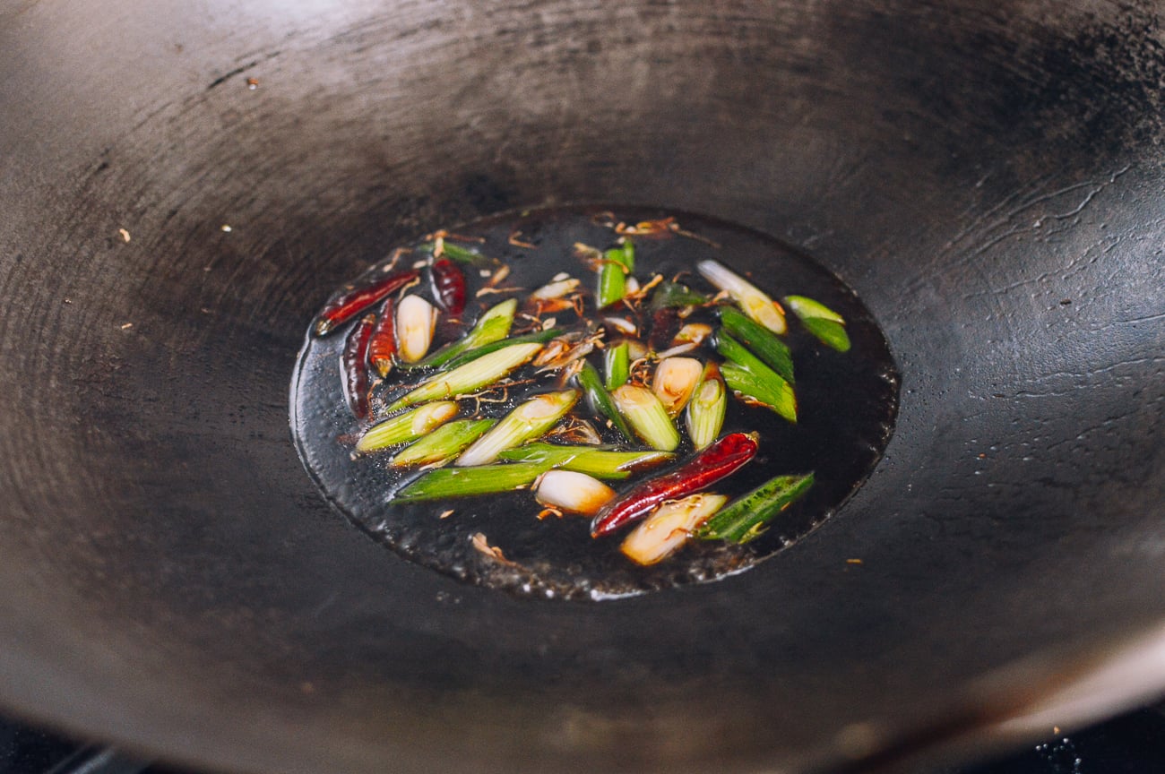 making sauce for mongolian chicken