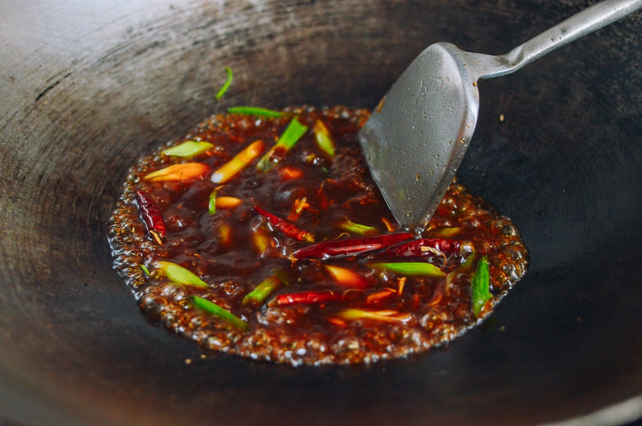 simmering sauce for mongolian chicken