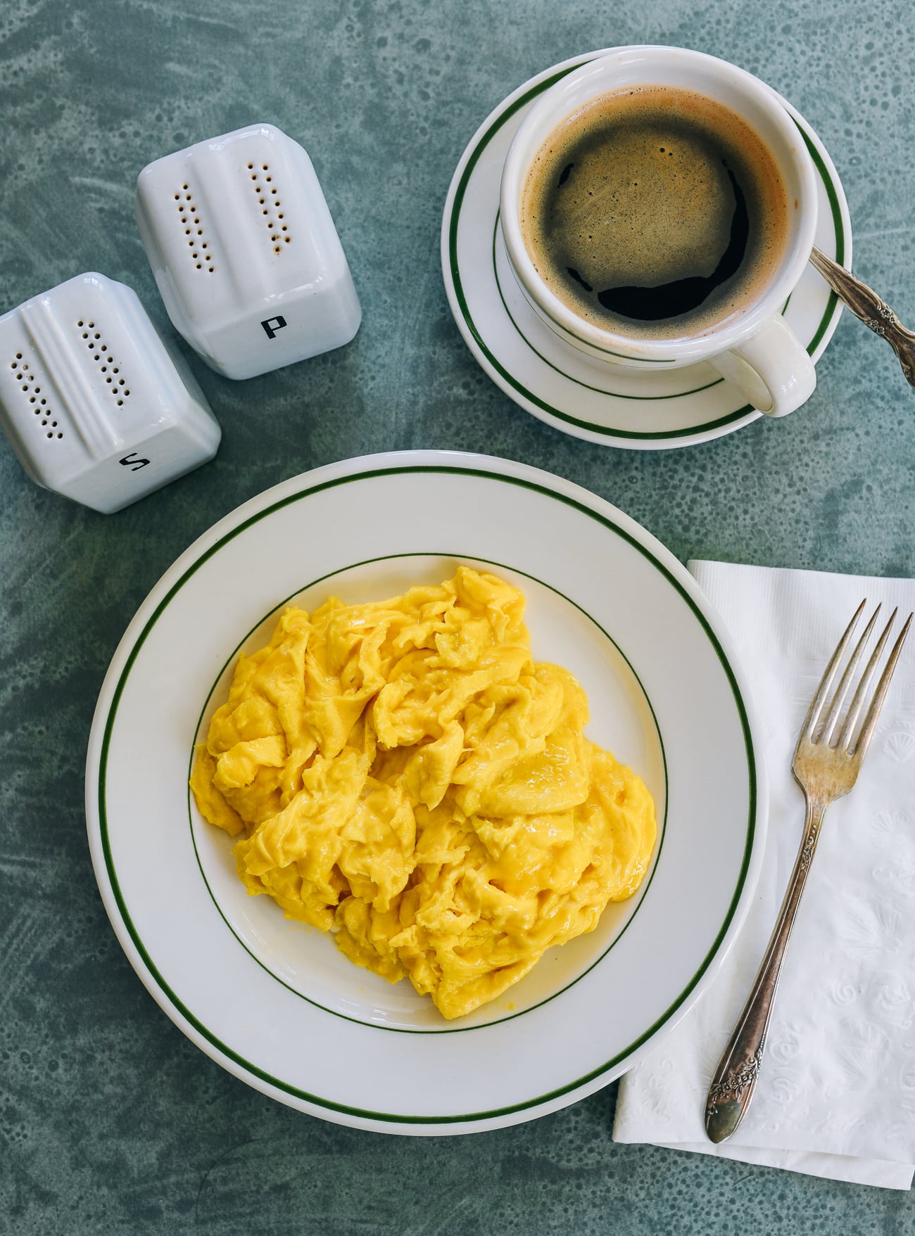 How to Make Perfect Scrambled Eggs 