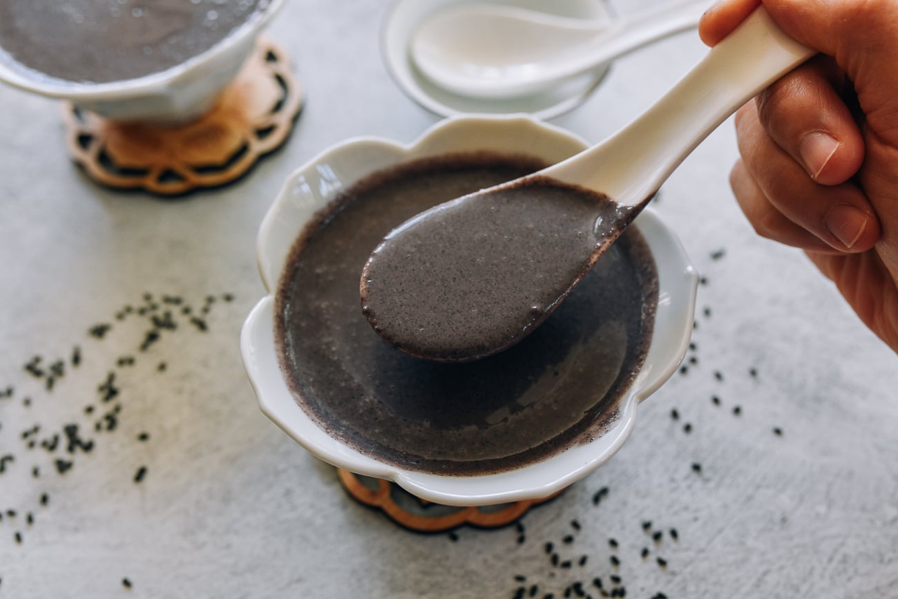 Chinese black sesame soup recipe