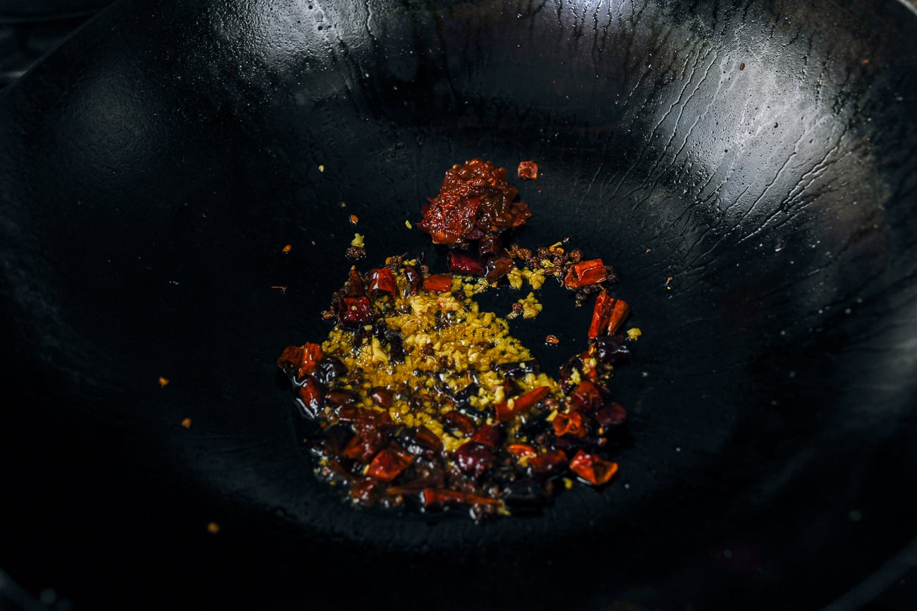 ginger added to chili and sichuan peppercorns