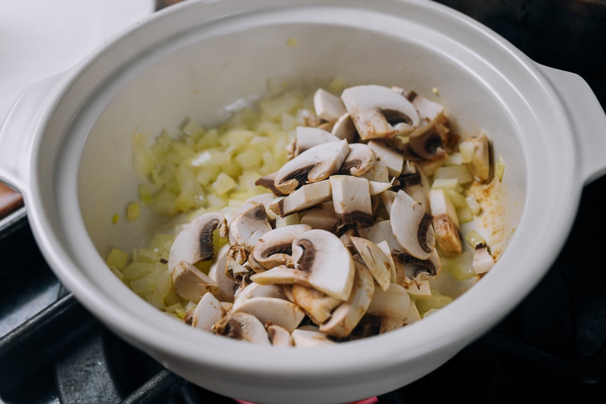 cooking mushrooms with onions