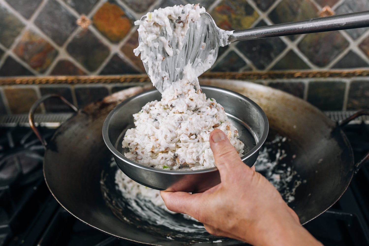 Transferring lo bak go batter to round cake pan