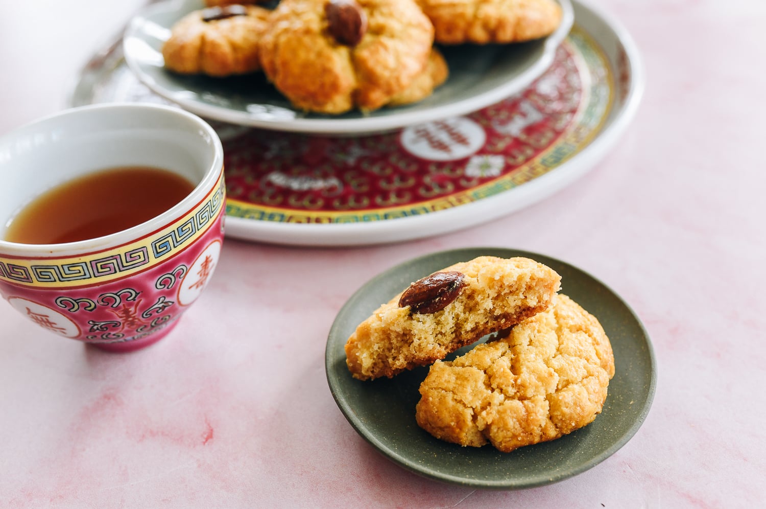 Chinese almond cookies cross-section