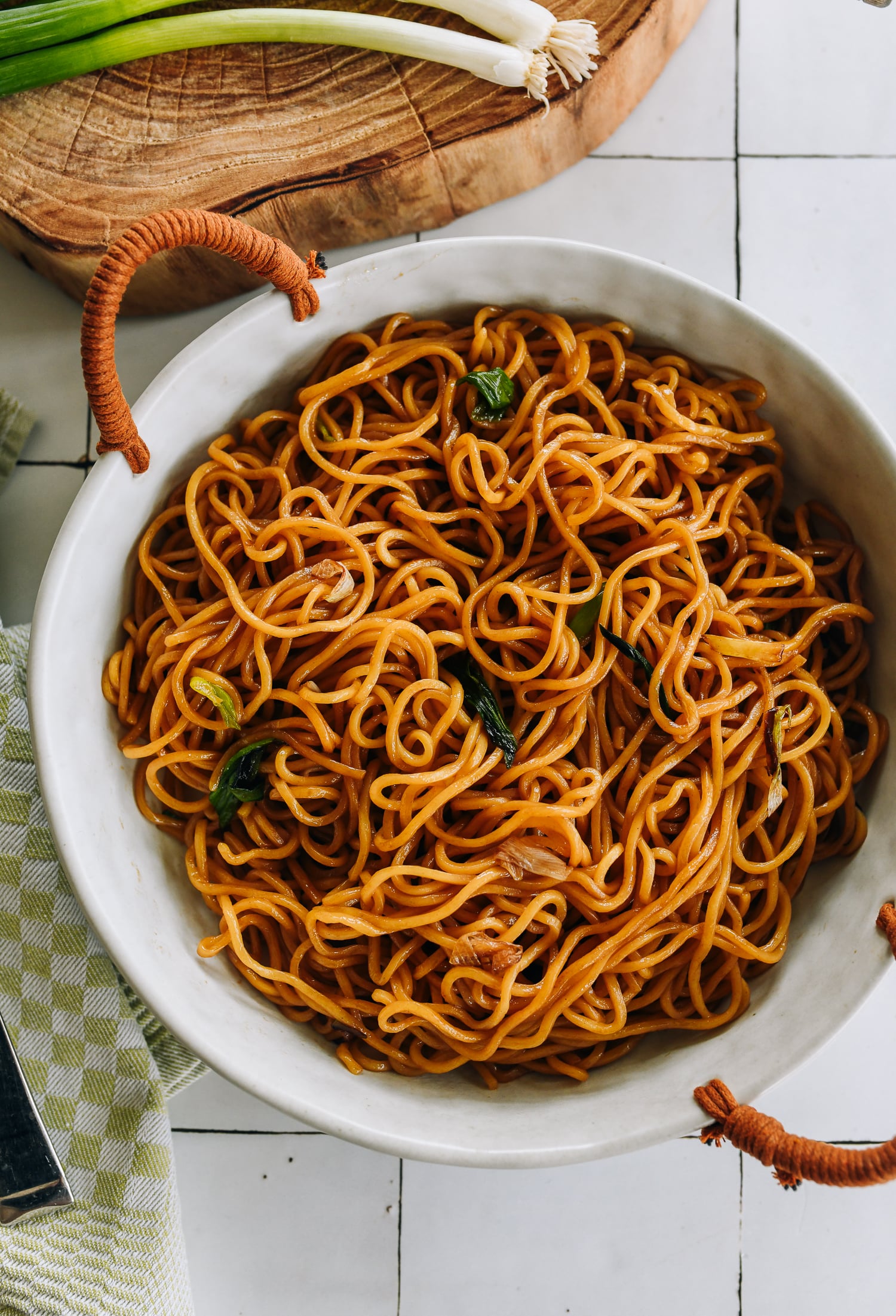 5-Ingredient Lo Mein (Easy Side Dish) 