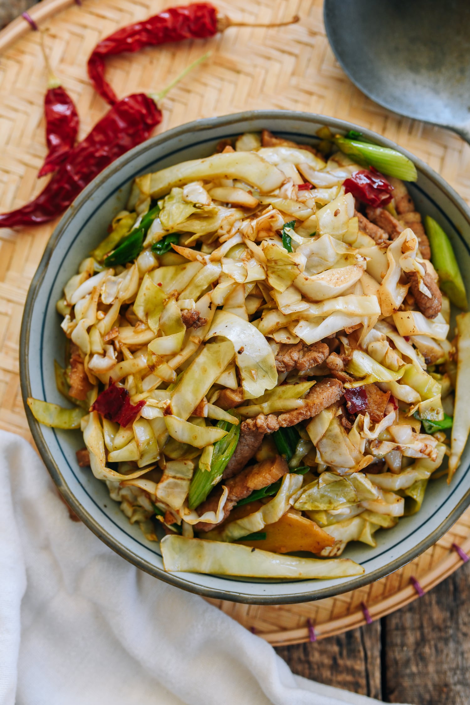 Pickled Cabbage Stir-fry with Pork