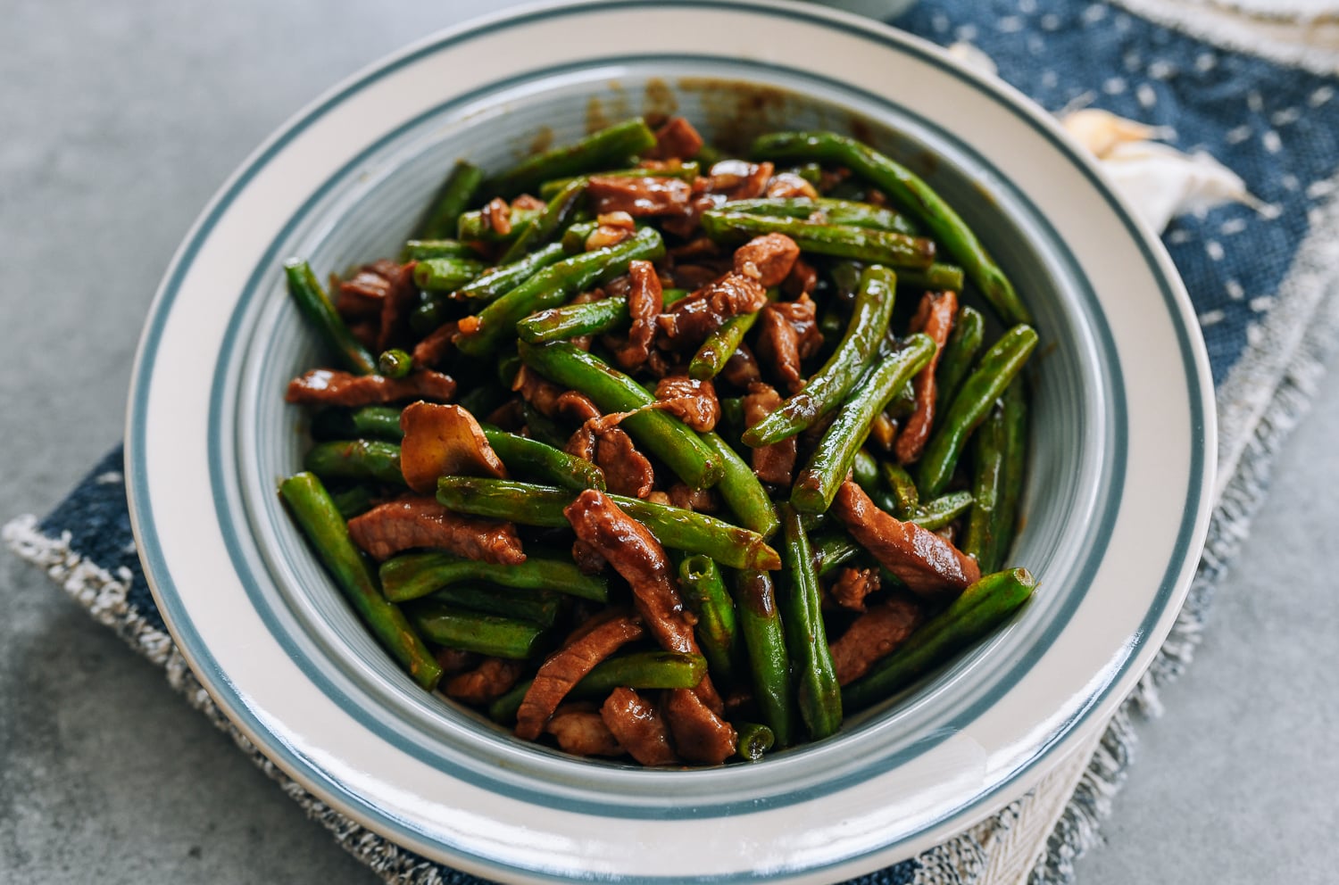 pork with green beans recipe