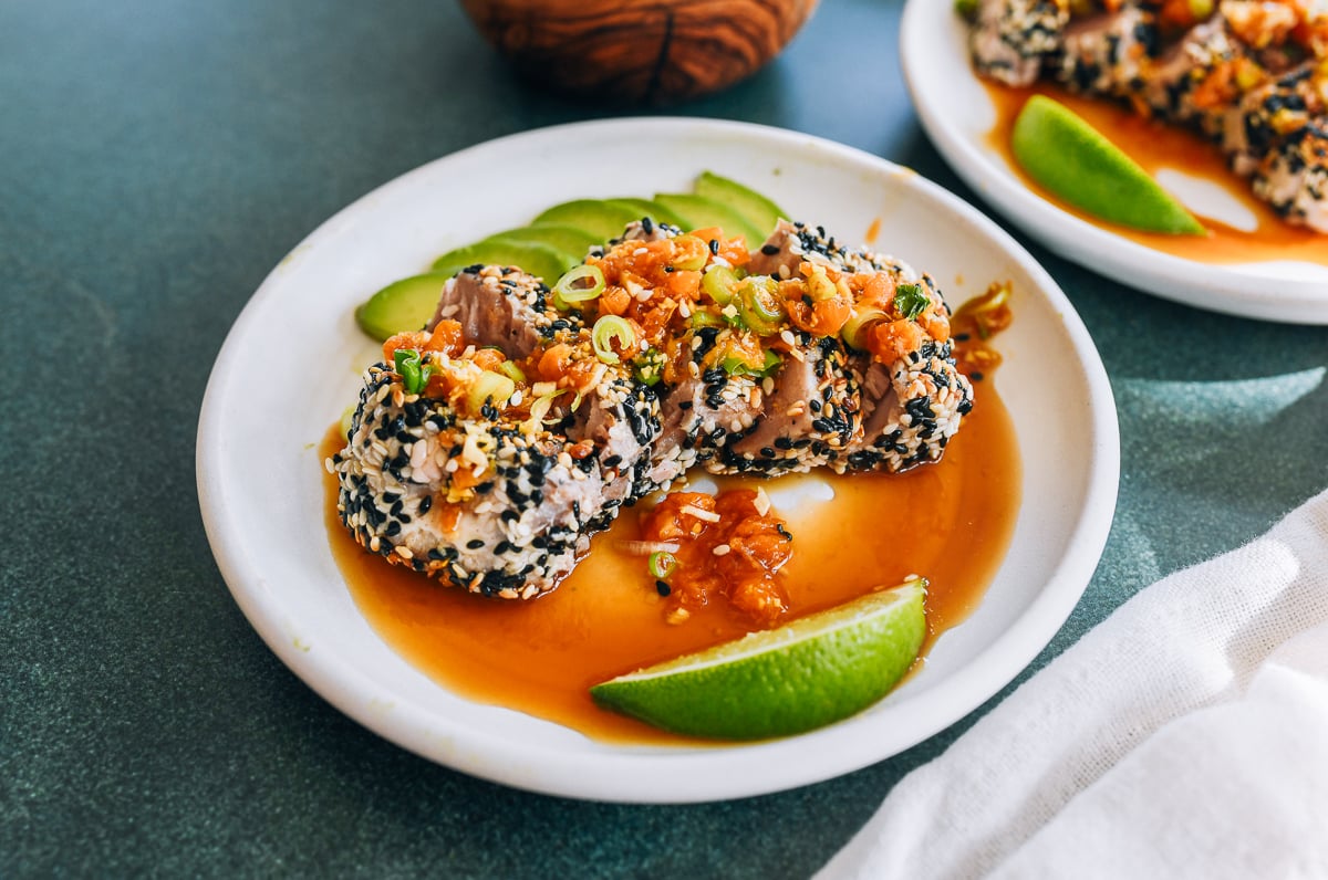 seared ahi tuna with dressing