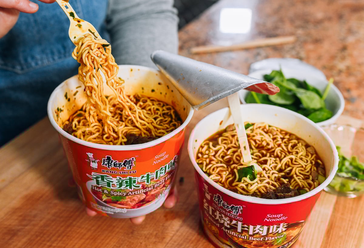 Chinese instant noodle cups