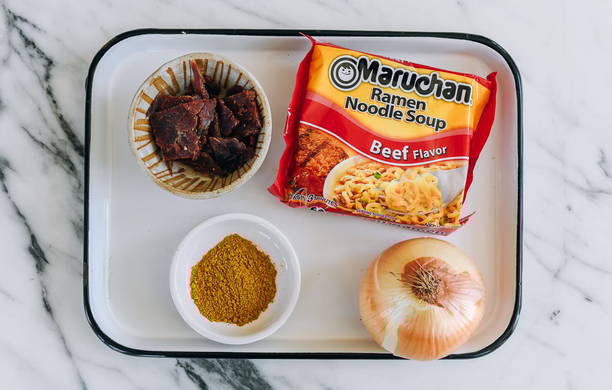 beef jerky, curry powder, beef instant noodle packet, and onion