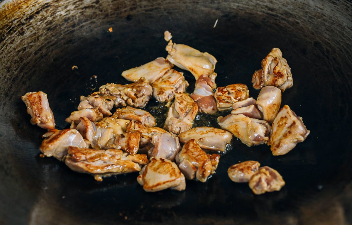 seared boneless skinless chicken thigh pieces