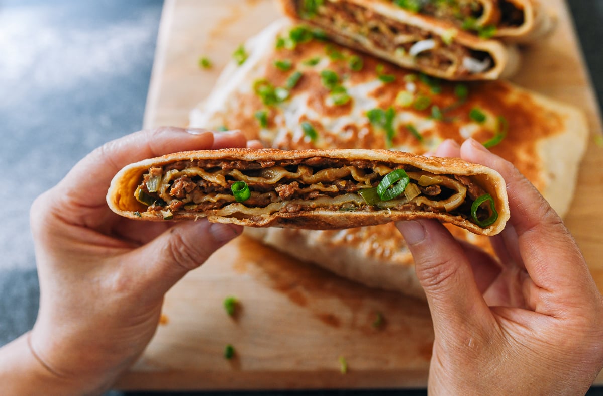 Chinese Meat pie cross-section