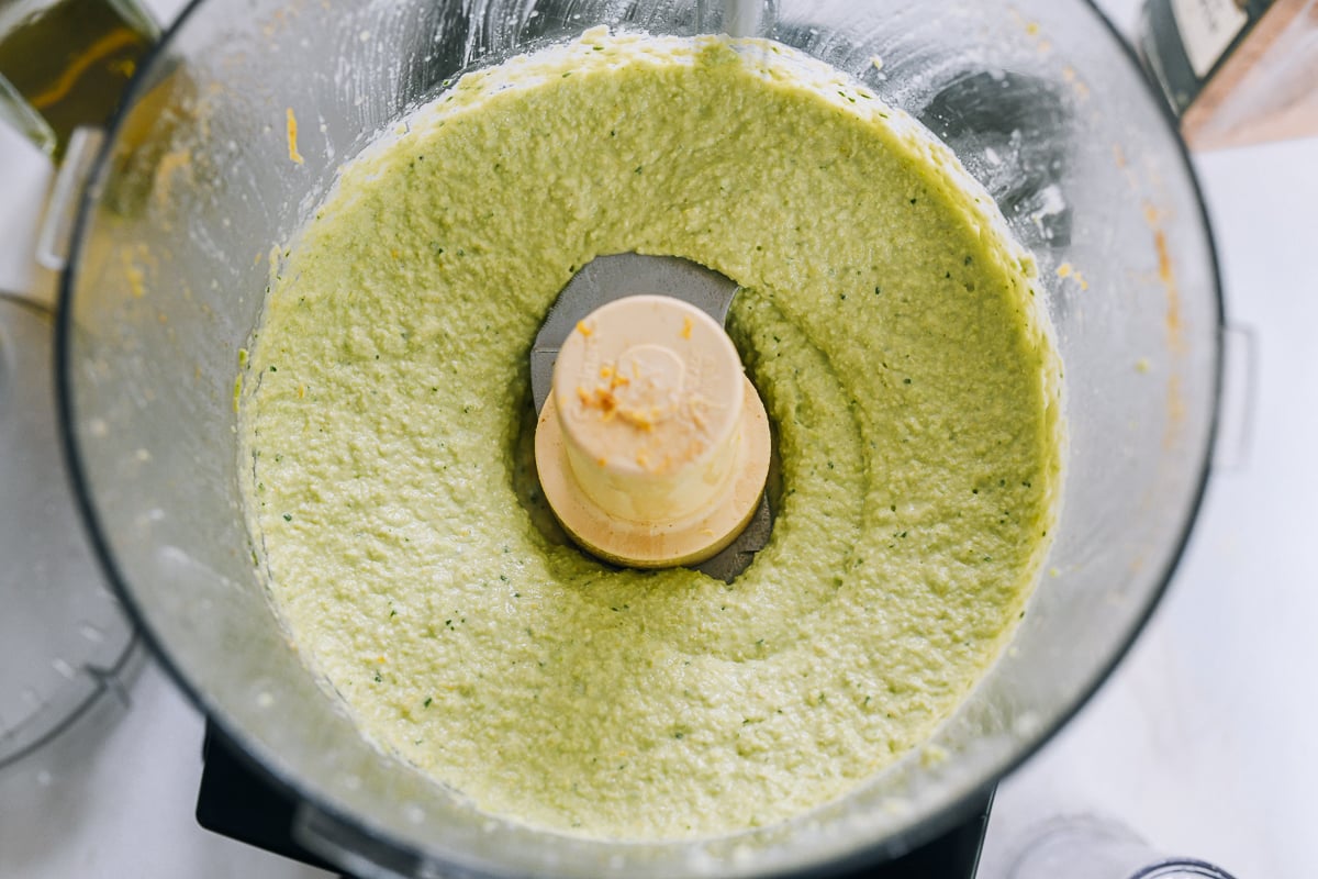 Edamame hummus in food processor