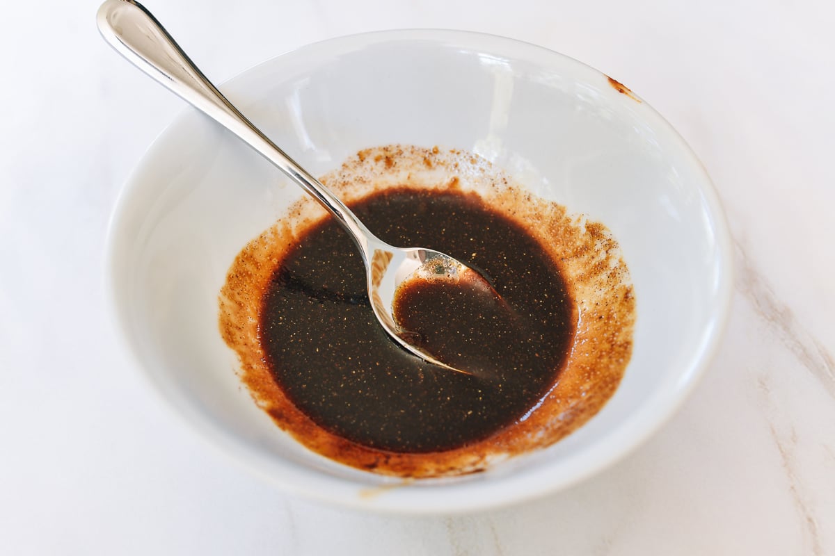 sauce mixture for egg roll in a bowl