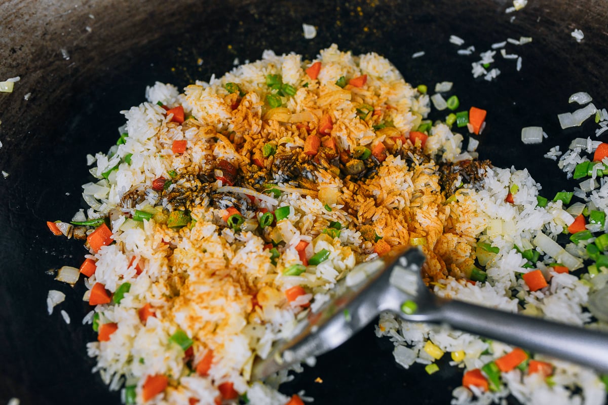 seasoning rice for fried rice