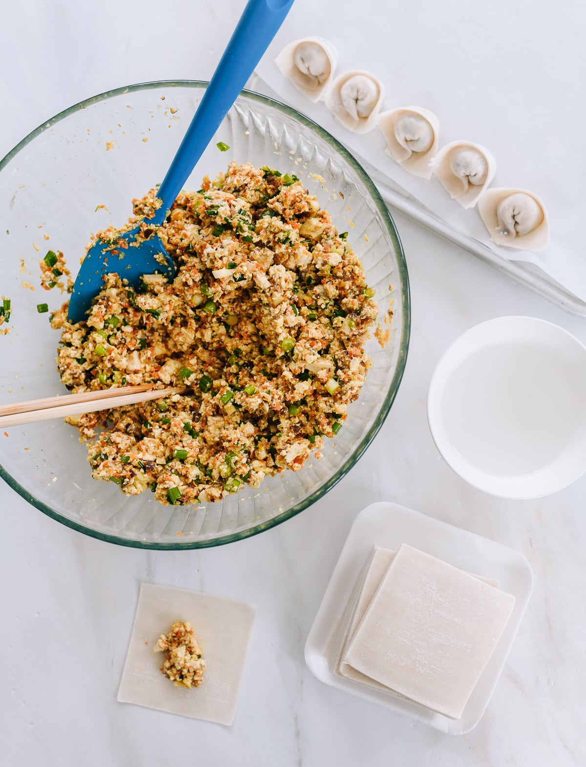 assembling vegetarian wontons