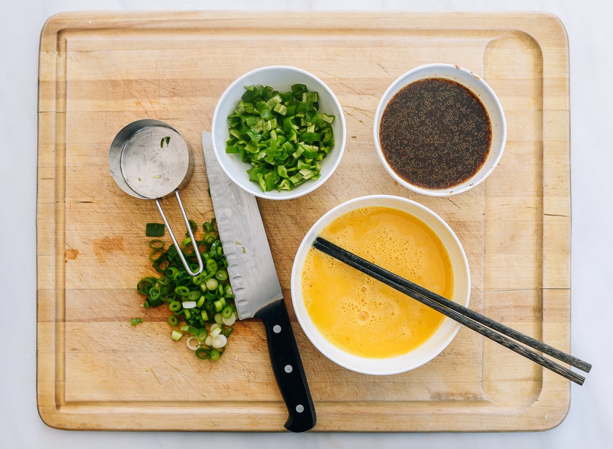 prepared ingredients for eggs with soybean sauce